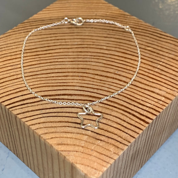 Silver Star Outline Bracelet